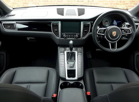 Porsche Macan S Diesel 10