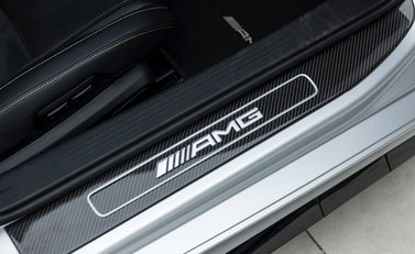 Mercedes-Benz Amg GT GT R Premium 16