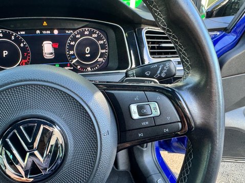 Volkswagen Golf R TSI 4MOTION DSG 25