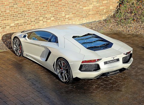 Lamborghini Aventador LP 700-4 19