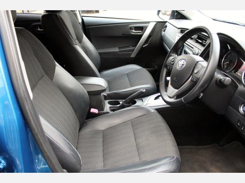 Toyota Auris EXCEL VALVEMATIC 7