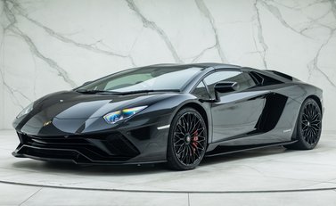 Lamborghini Aventador S LP 740-4 Roadster 2