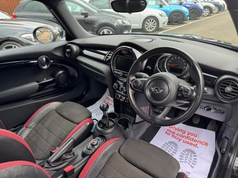 Mini Hatch 1.5 GT Euro 6 (s/s) 3dr 23