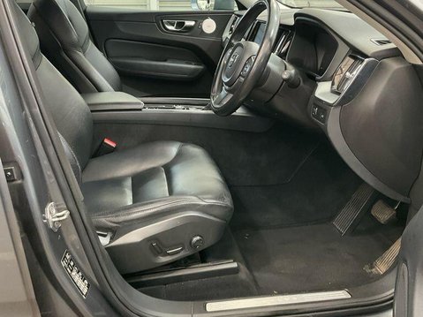 Volvo XC60 2.0 D4 Momentum Pro Auto AWD Euro 6 (s/s) 5dr 6