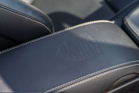Porsche 911 3.0 911 Targa 4 GTS 4WD 2dr 15