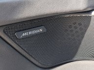Jaguar XF PORTFOLIO 28