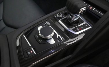 Audi R8 V10 Performance Carbon Black 15