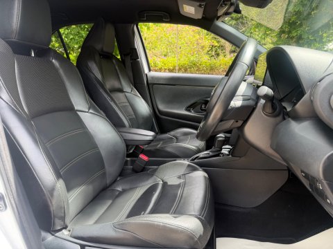 Toyota Yaris Cross 1.5 VVT-h Premiere Edition E-CVT Euro 6 (s/s) 5dr 13