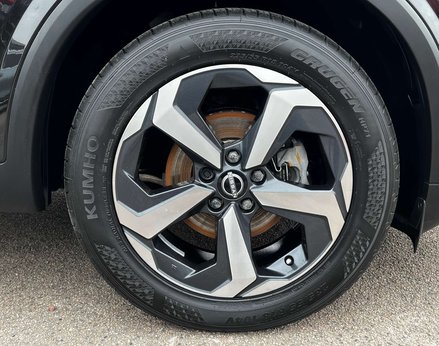 Nissan Qashqai 1.3 Qashqai N-Connecta DiG-T MHEV 5dr 15