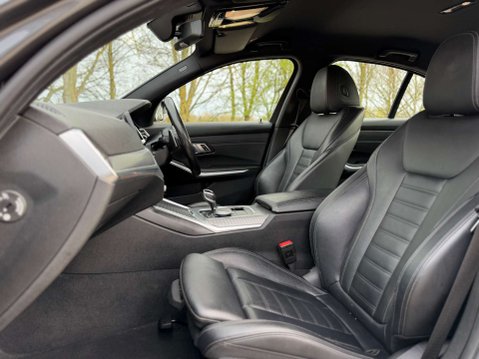 BMW 3 Series 2.0 320d M Sport Auto 4dr 4