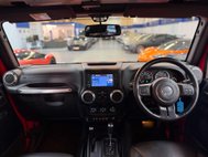Jeep Wrangler 2.8 CRD Overland SUV 4dr Diesel Auto 4WD Euro 6 (197 bhp) 2