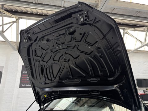 Volvo XC60 B5 ULTRA BLACK EDITION AWD 16