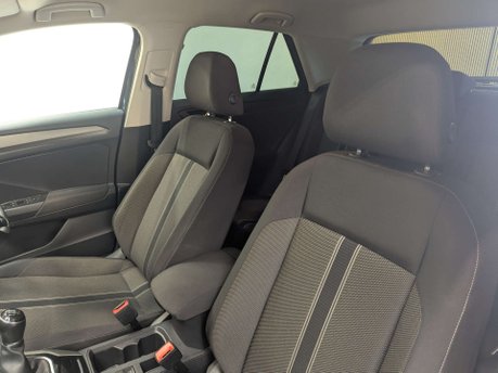 Volkswagen T-Roc 1.0 T-Roc SE TSi 5dr 38
