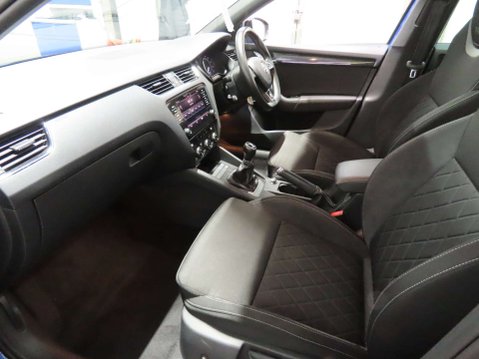 Skoda Octavia 2.0 Octavia vRS TSi 5dr 8