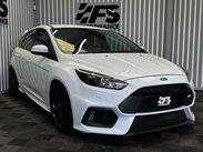 Ford Focus 2.3T EcoBoost RS Hatchback 5dr Petrol Manual AWD Euro 6 (s/s) (350 ps) 37