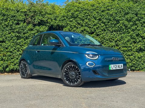 Fiat 500e 42kWh La Prima Hatchback 3dr Electric Auto (118 ps) 33