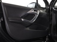 Peugeot 2008 BLUEHDI ALLURE 43