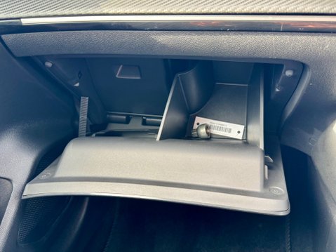 Peugeot 208 PURETECH ALLURE S/S 42