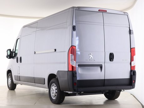 Peugeot Boxer 2.2 BlueHDi L3H2 Professional Premium+ 140ps 6
