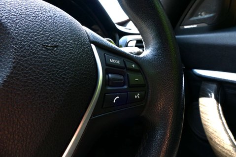 BMW 3 Series 3.0 335i Luxury GT Auto 5dr 42