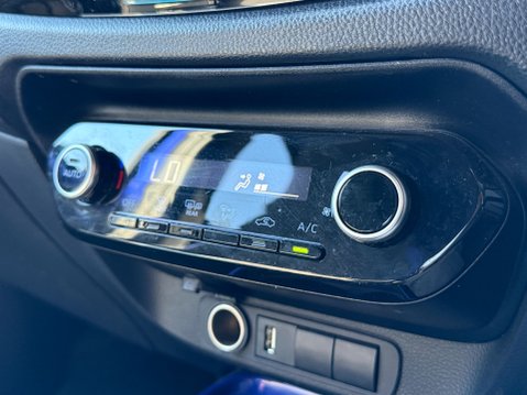 Toyota Aygo X VVT-I EDGE 12