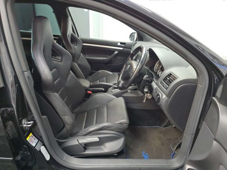 Volkswagen Golf 3.2 V6 R32 Hatchback 5dr Petrol DSG 4Motion (233 g/km, 247 bhp) 16