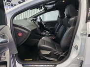 Ford Focus 2.3T EcoBoost RS Hatchback 5dr Petrol Manual AWD Euro 6 (s/s) (350 ps) 44