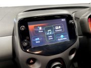 Toyota Aygo 1.0 VVT-i x-play Hatchback 5dr Petrol Manual Euro 6 (s/s) (71 ps) Bluetooth 16