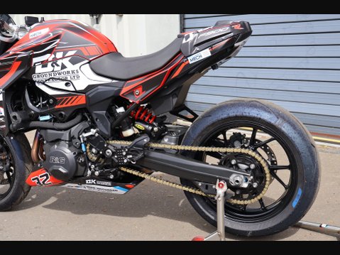 BMW F900 22