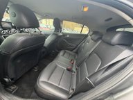 Mercedes-Benz GLA GLA 200 SE EXECUTIVE 11