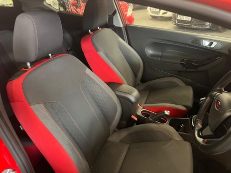 Ford Fiesta 1.0T EcoBoost Zetec S Euro 6 (s/s) 3dr 12