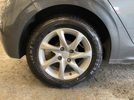 Peugeot 208 1.0 PureTech Access (a/c) Euro 6 5dr 22