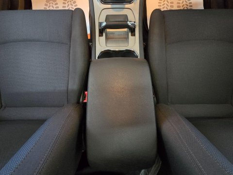 Ford S-Max 2.0 TDCi Titanium 5dr 26