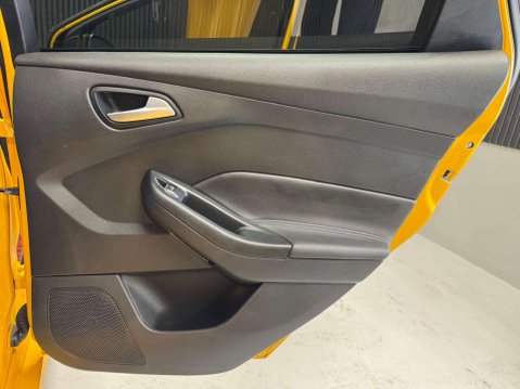 Ford Focus 2.0 Focus ST-3 T 5dr 54