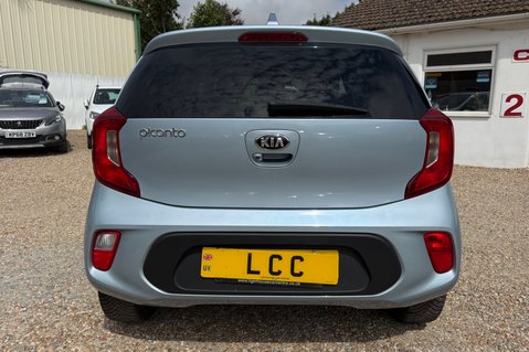 Kia Picanto WAVE. 6 MAIN DEALER SERVICES.. ONLY ONE OWNER.. REVERSING CAMERA.. A/C 13