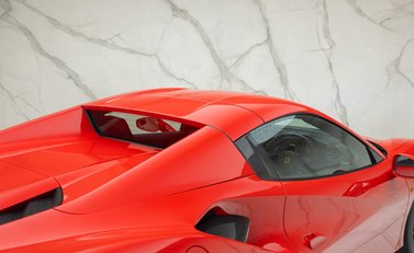 Ferrari 488 SPIDER 55