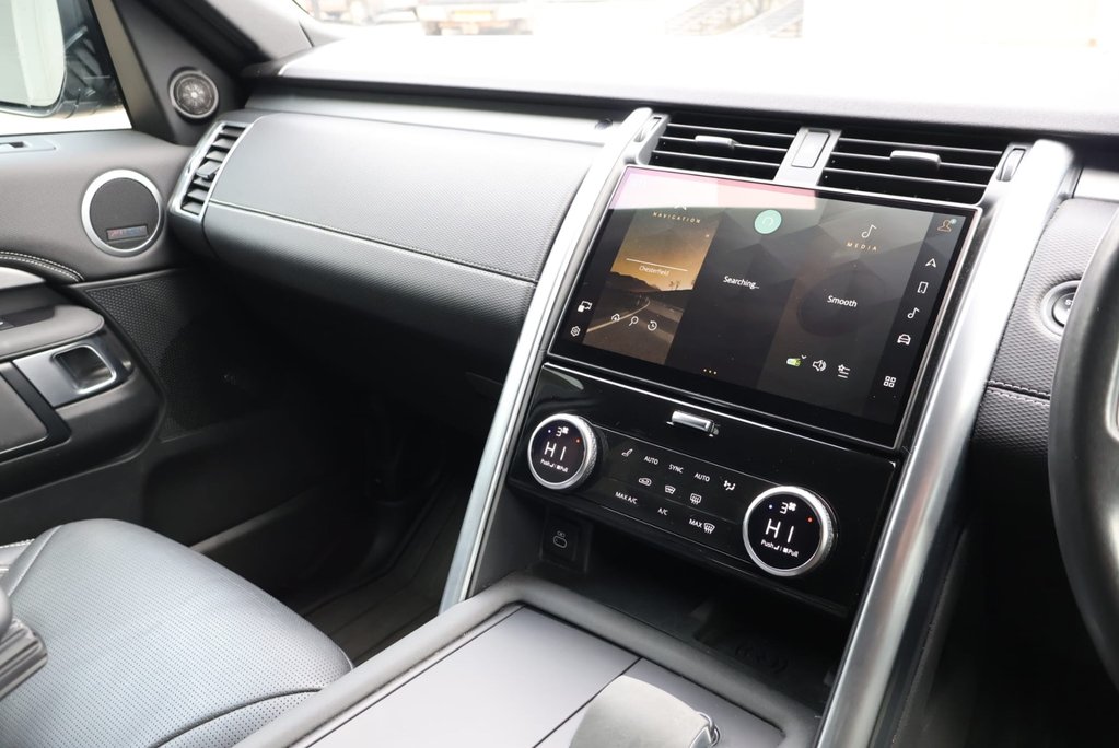 Land Rover Discovery R-DYNAMIC HSE MHEV COMMERCIAL GENUINE REAR SEATS  22 WHEELS BLACK ROOF  23