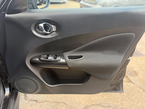 Nissan Juke 1.2 DIG-T Acenta Premium SUV 5dr Petrol Manual Euro 6 29