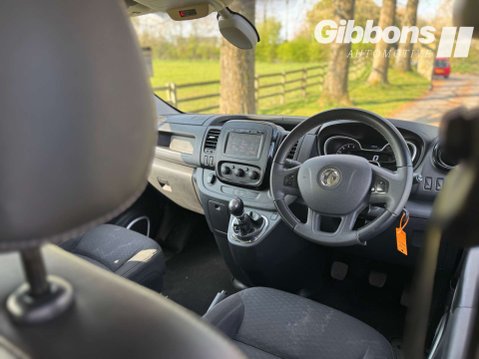 Vauxhall Vivaro 1.6 CDTi 2900 BiTurbo ecoTEC Limited Edition Nav Crew Van L2 H1 Euro 6 (s/s 33