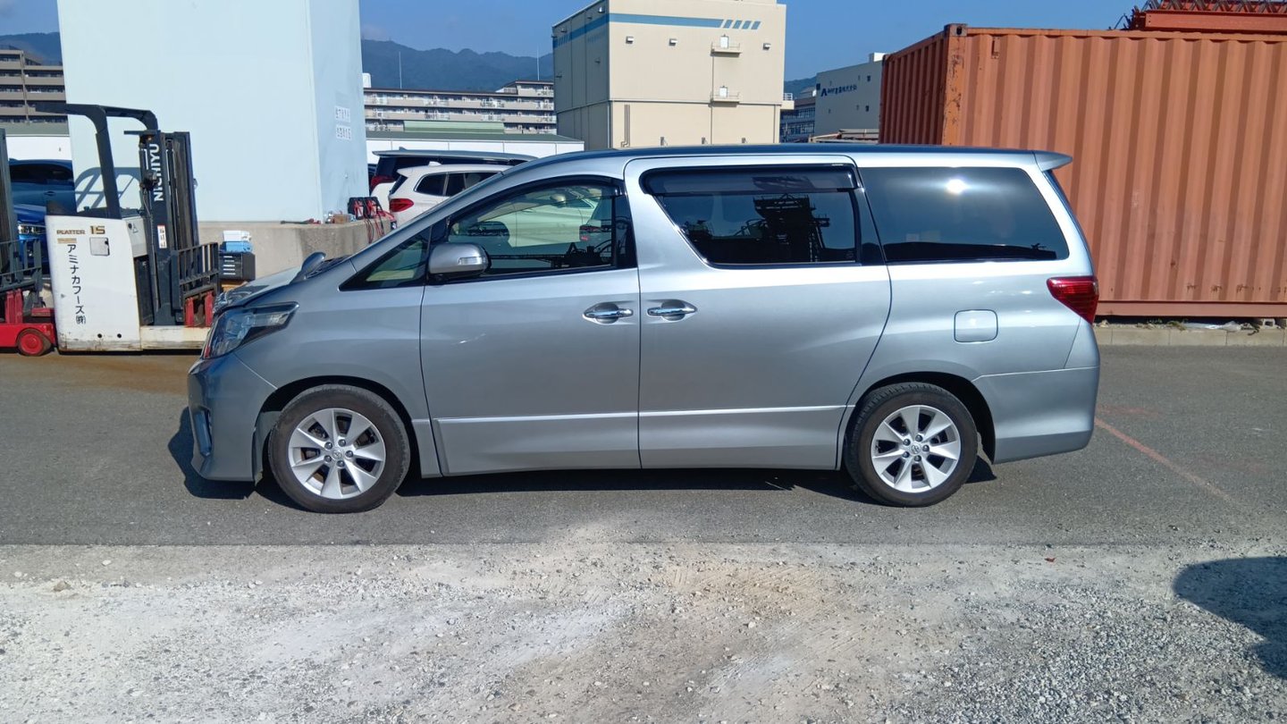 2012 Toyota Alphard JDM car for sale — photo 6 of 25