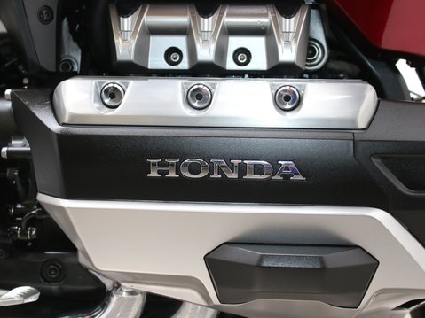 Honda GL1800 Goldwing GL 1800 GOLDWING J TOUR 22