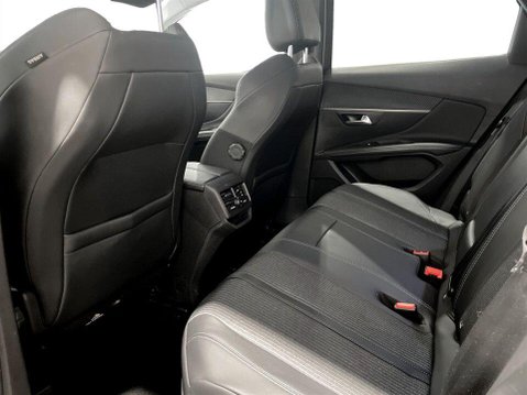 Peugeot 3008 1.6 13.2kWh Allure SUV 5dr Petrol Plug-in Hybrid e-EAT Euro 6 (s/s) (225 ps 20
