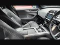 Jaguar XE R-DYNAMIC S 17