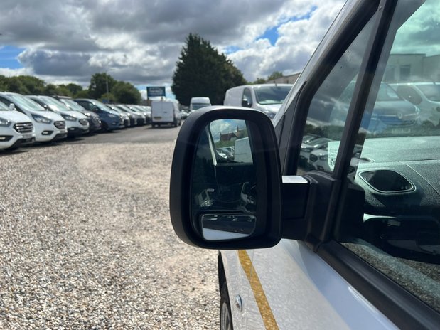 Citroen Berlingo SWB L1H1 Low Roof Enterprise Air Con Cruise Sensors EURO 6 NO VAT 19