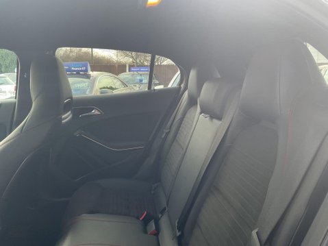 Mercedes-Benz GLA 2.1 GLA200d AMG Line Euro 6 (s/s) 5dr 17