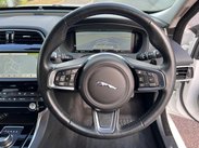 Jaguar XE 2.0i Portfolio Auto AWD Euro 6 (s/s) 4dr 17