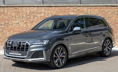 Audi SQ7 6