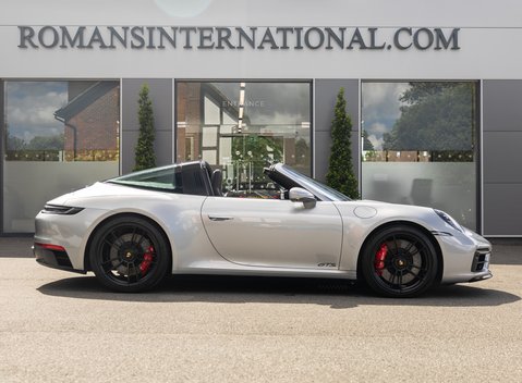 Porsche 911 Targa 4 GTS (992) 3