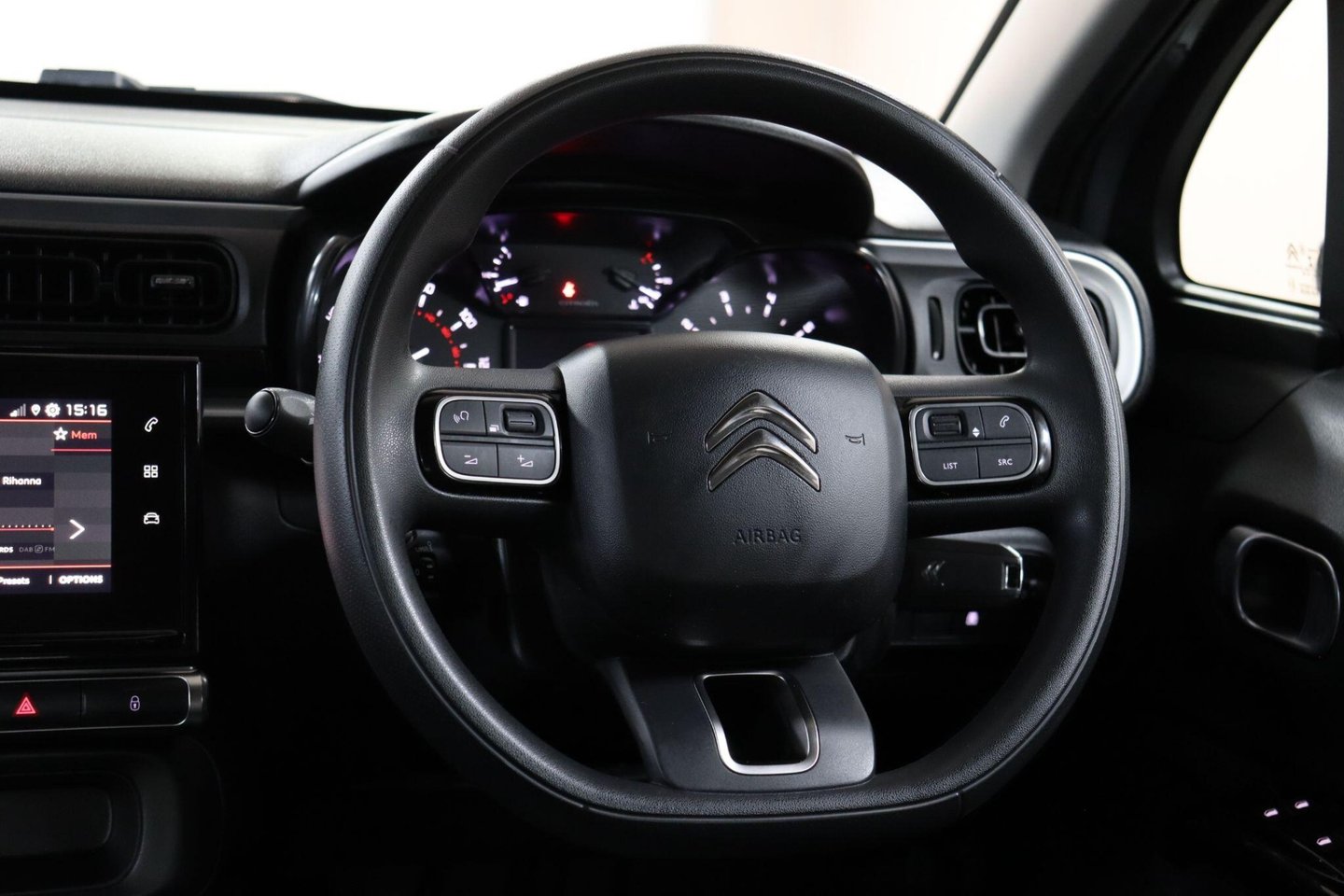 2019 Citroen C3 — image 40