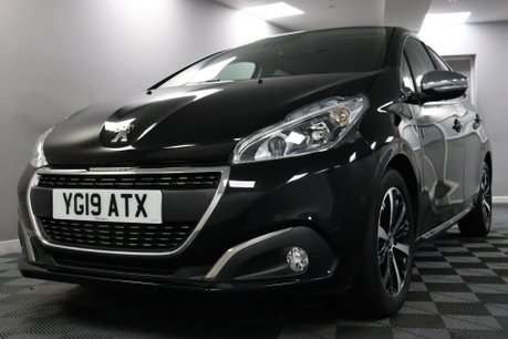 Peugeot 208 S/S TECH EDITION 28
